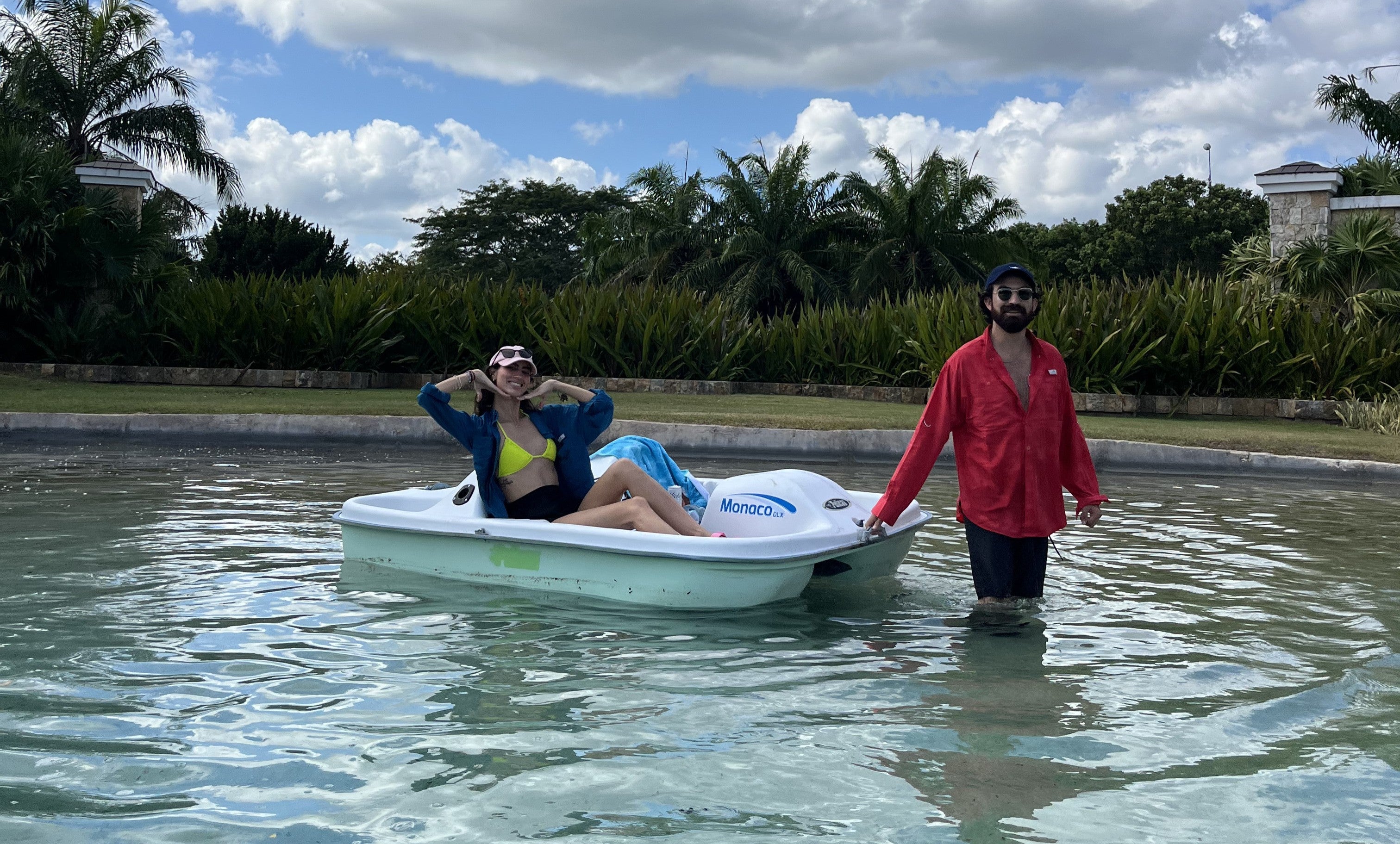 Camisas tipo pescador para la playa