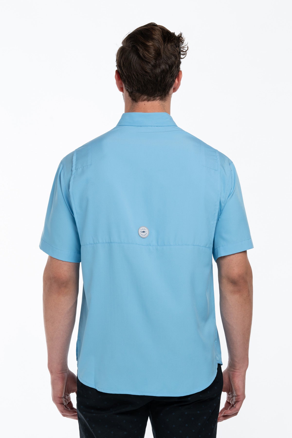 Camisa Tipo Pescador Hombre Manga Corta Azul Celeste Fort Lauder espalda