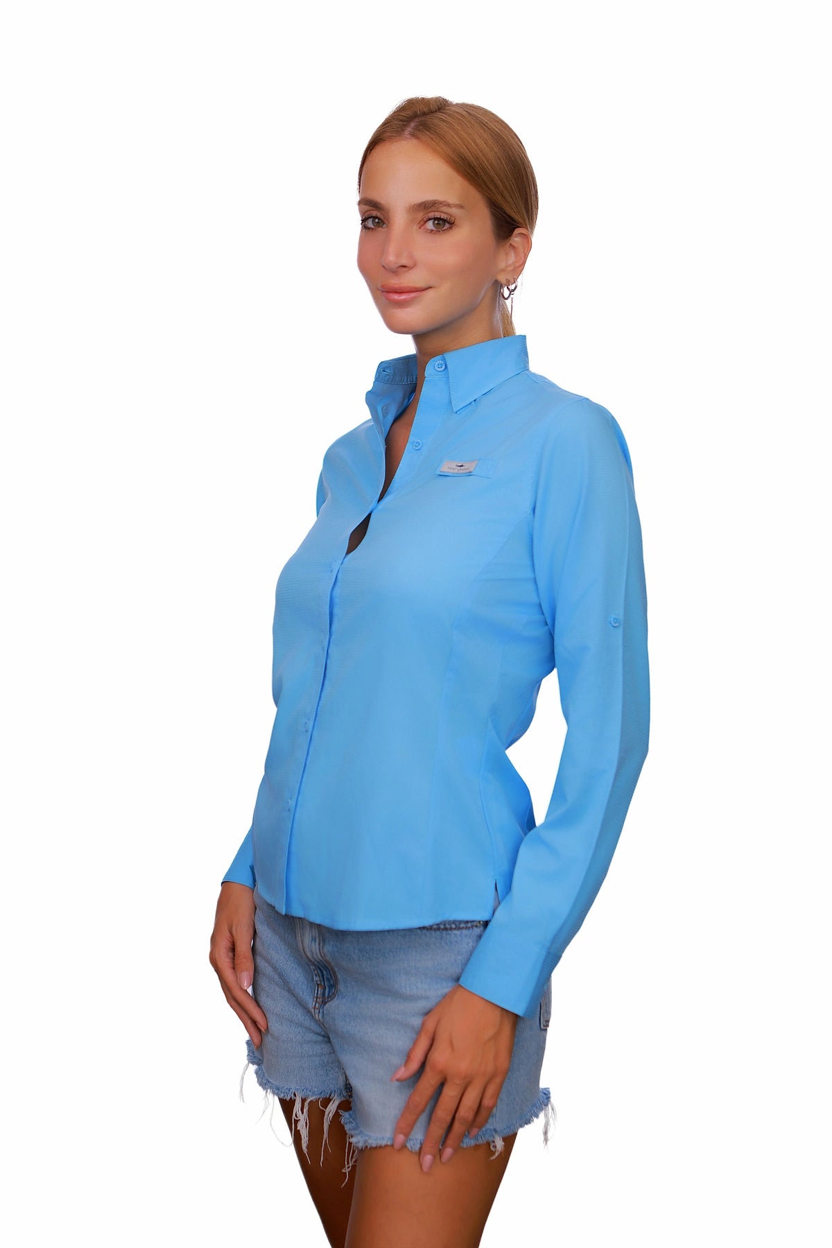 Blusa tipo Pescador Mujer manga larga color Azul Celeste vista tres cuartos