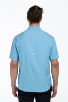 Camisa Tipo Pescador Hombre Manga Corta Azul Celeste Fort Lauder espalda