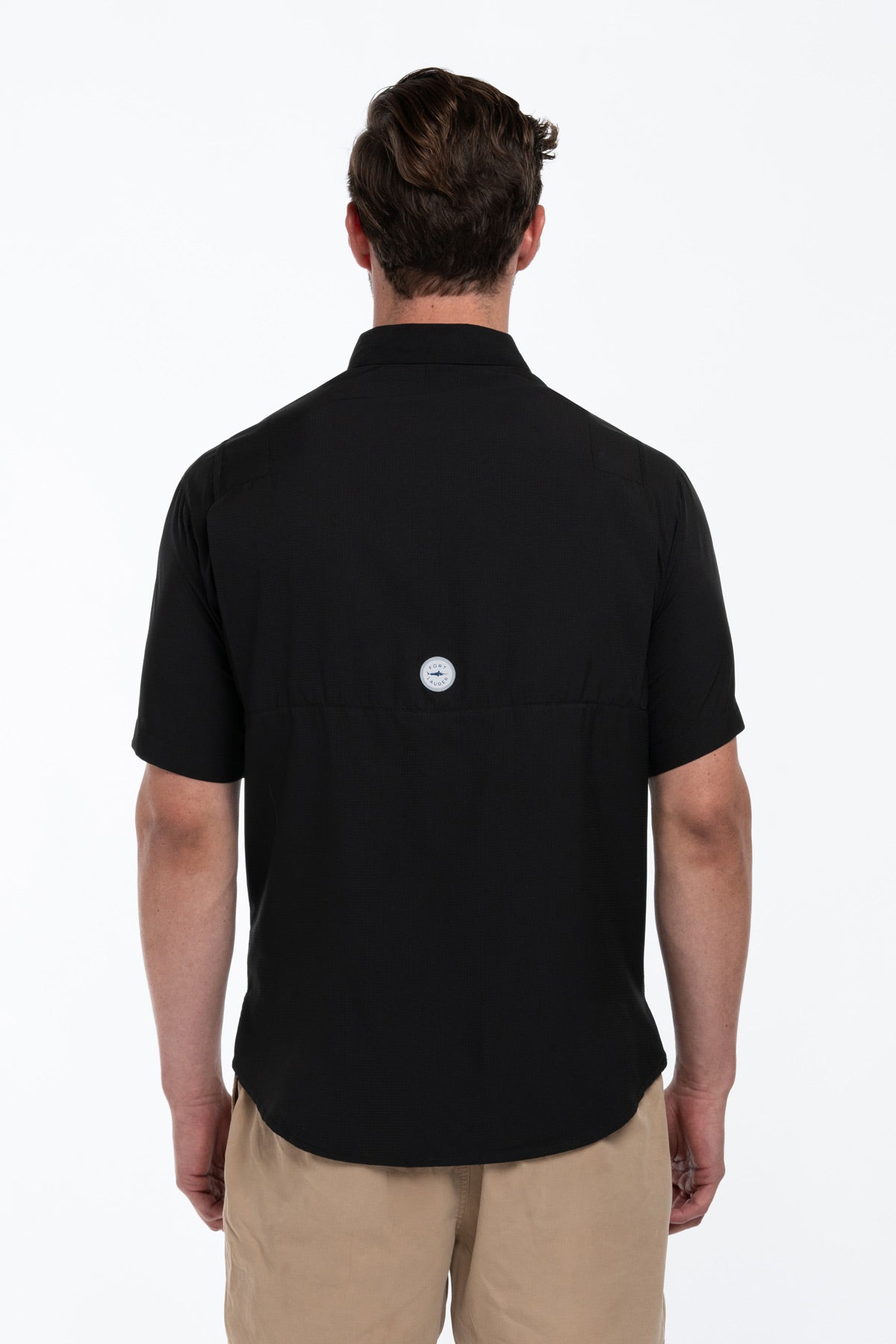 Camisa Tipo Pescador Hombre Manga Corta Negra Fort Lauder espalda